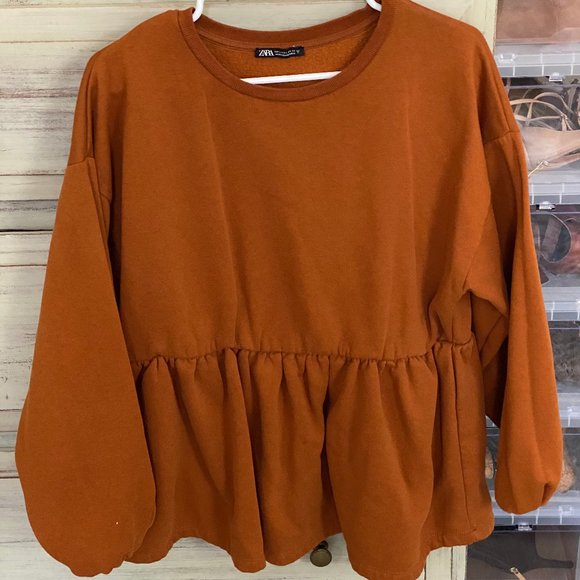 zara peplum sweatshirt